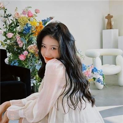 手提箱女郎